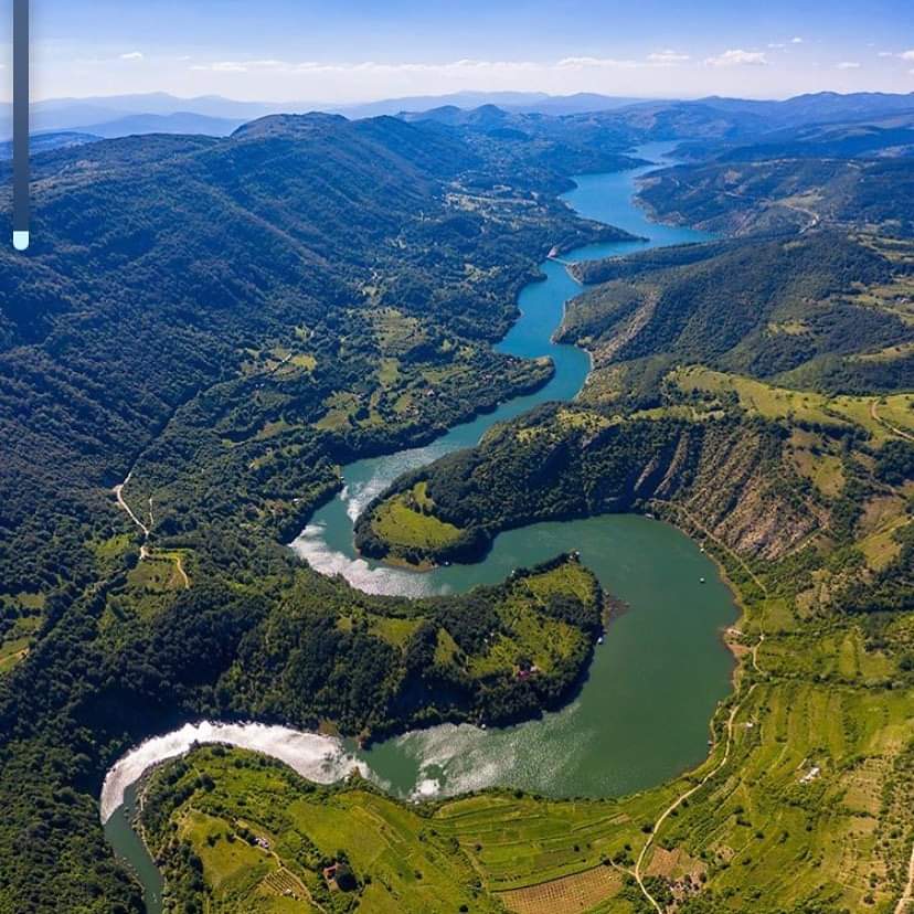 Zavojsko jezero foto TO Pirot